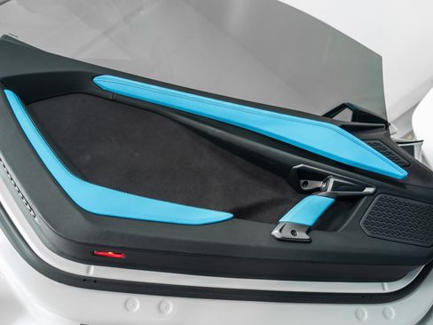 Used 2025 Lamborghini Revuelto AWD/4WD image 43