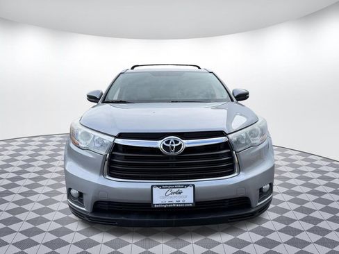 Used 2015 Toyota Highlander Limited AWD/4WD image 2