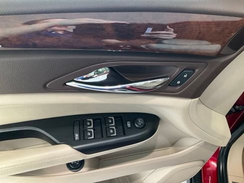 Used 2014 Cadillac SRX Luxury FWD image 5