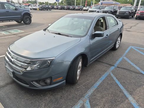Used 2011 Ford Fusion SE w/ 202A Rapid Spec Order Code FWD image 3