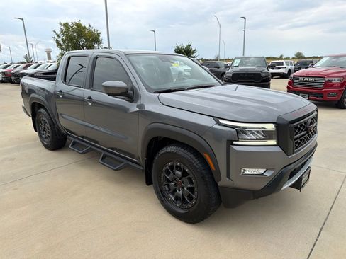 Used 2023 Nissan Frontier Pro-X w/ Pro-X Premium Package RWD image 7