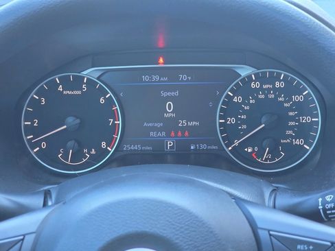 Used 2024 Nissan Altima 2.5 SV image 18