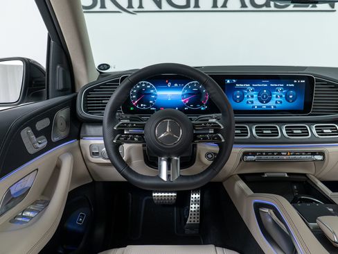 New 2026 Mercedes-Benz GLS 450 4MATIC image 17