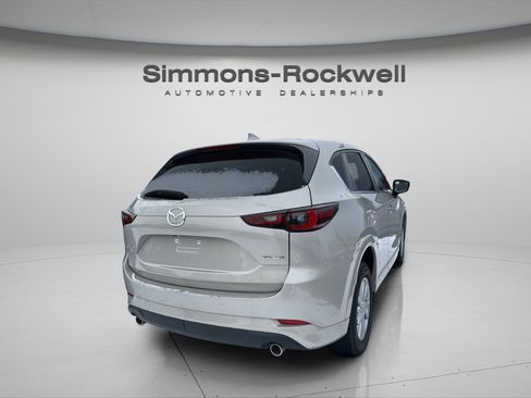 Used 2024 MAZDA CX-5 AWD 2.5 S w/ Select Package image 7