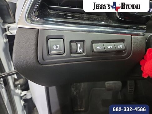 Used 2021 Cadillac XT6 Premium Luxury image 13