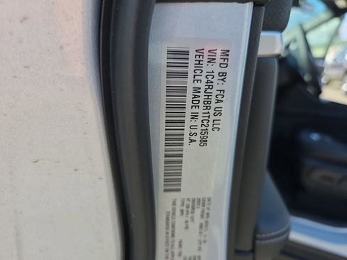 New 2026 Jeep Grand Cherokee Limited image 35