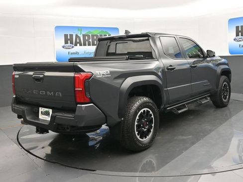 Used 2024 Toyota Tacoma TRD Off-Road w/ TRD Off Road Upgrade Package AWD/4WD image 5