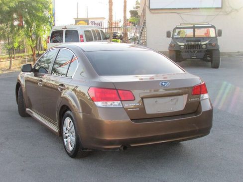 Used 2011 Subaru Legacy 2.5i image 6