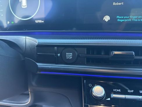 Used 2025 Hyundai Santa Fe Calligraphy image 28