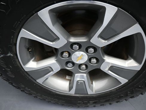 Used 2016 Chevrolet Colorado Z71 image 44