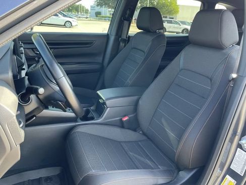 Used 2025 Honda CR-V Sport image 26
