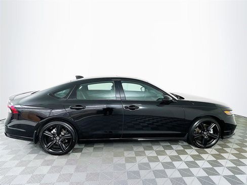 Used 2025 Honda Accord Sport image 12