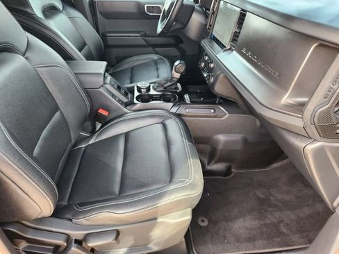Used 2025 Ford Bronco Big Bend AWD/4WD image 14