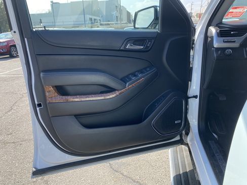 Used 2017 Chevrolet Tahoe Premier image 12