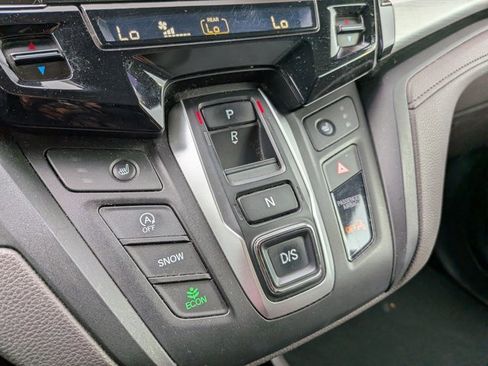 Used 2018 Honda Odyssey Touring image 12