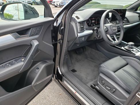 Used 2024 Audi Q5 2.0T Premium Plus AWD/4WD image 8