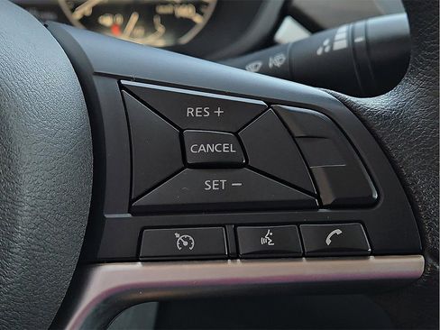 Used 2023 Nissan Altima 2.5 SV image 17