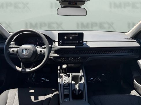 Used 2025 Honda Accord LX image 11
