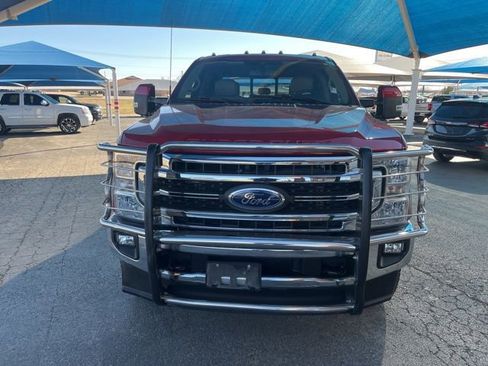Used 2022 Ford F250 Lariat w/ Lariat Value Package image 2
