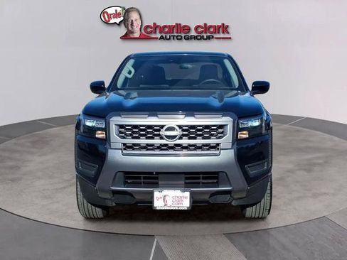 Certified 2026 Nissan Frontier SV RWD image 9