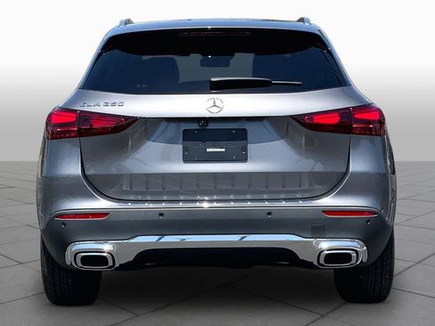 Used 2025 Mercedes-Benz GLA 250 image 4