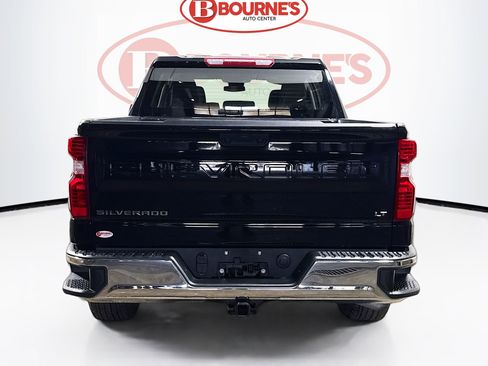 Used 2024 Chevrolet Silverado 1500 LT AWD/4WD image 9