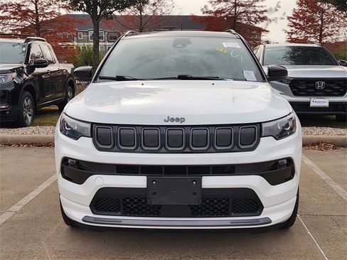 Used 2022 Jeep Compass High Altitude image 2