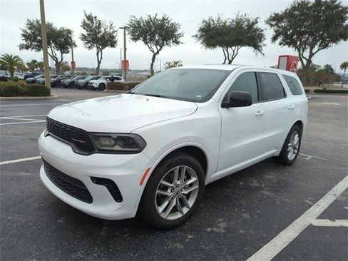 Used 2023 Dodge Durango GT image 5