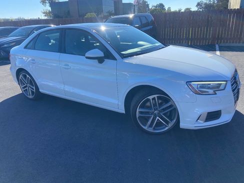 Used 2018 Audi A3 2.0T Premium image 4