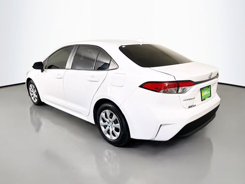 Used 2024 Toyota Corolla LE image 7