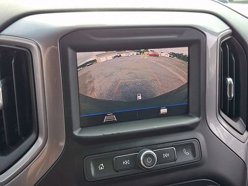 Used 2020 Chevrolet Silverado 1500 Custom Trail Boss w/ Custom Convenience Package AWD/4WD image 18