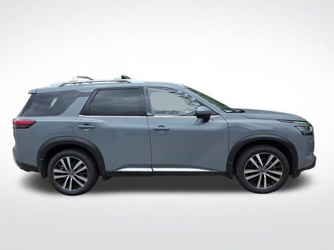 Used 2023 Nissan Pathfinder Platinum w/ Cargo Package AWD/4WD image 26