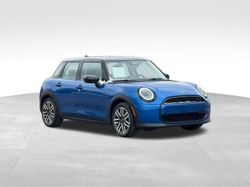 Used 2025 MINI Cooper S FWD image 1