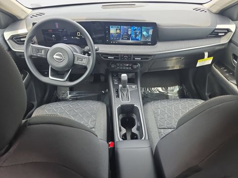 New 2027 Nissan Kicks SV w/ SV Premium Package FWD image 9
