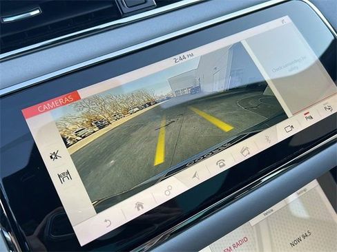 Used 2020 Land Rover Range Rover Evoque R-Dynamic SE image 20