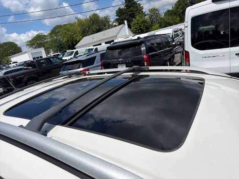 Used 2014 Ford Escape Titanium w/ Equipment Group 401A AWD/4WD image 4