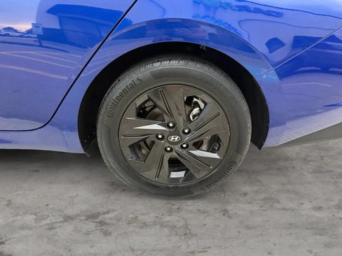 Used 2021 Hyundai Elantra SEL FWD image 39
