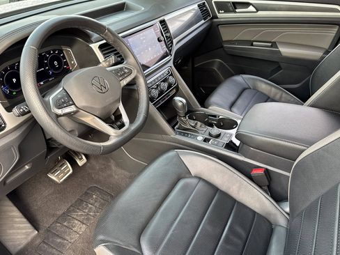 Used 2023 Volkswagen Atlas SEL Premium image 10