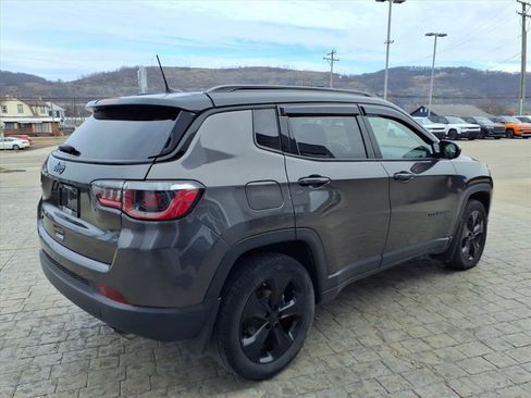 Used 2020 Jeep Compass Latitude image 6