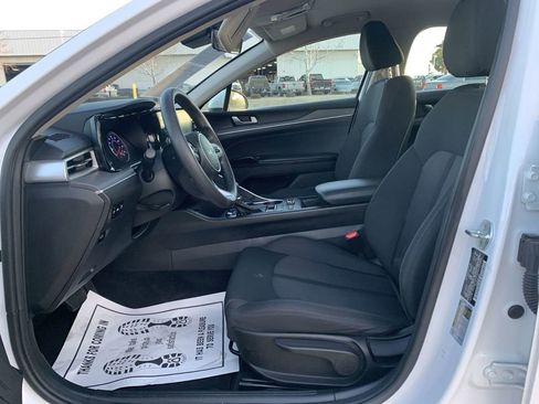 Used 2023 Kia K5 LXS image 17