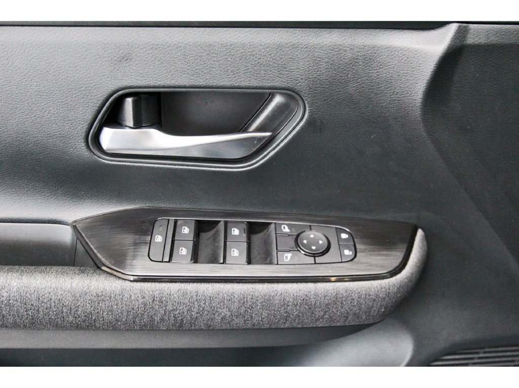 Used 2026 Nissan Kicks SV w/ SV Premium Package FWD image 20