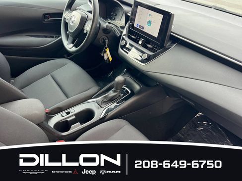 Used 2025 Toyota Corolla LE FWD image 15