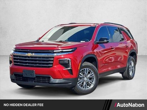 Certified 2024 Chevrolet Traverse LT FWD image 1