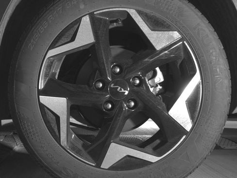 Used 2025 Kia Seltos S image 14