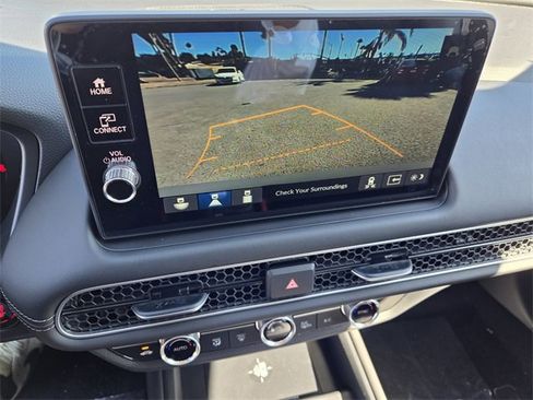 New 2026 Honda HR-V EX-L image 10