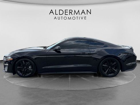 Used 2019 Ford Mustang GT w/ Black Accent Package RWD image 2