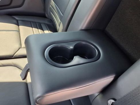 Used 2024 Ford F150 Platinum w/ Equipment Group 702A High image 11