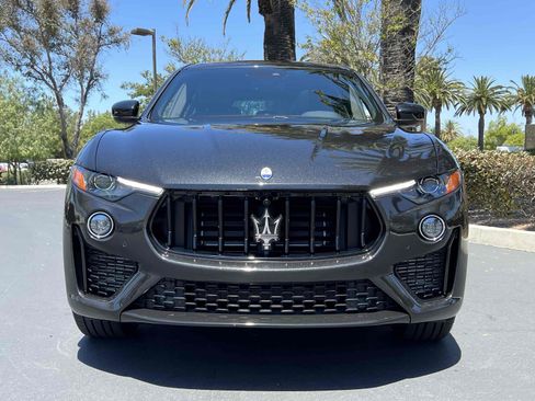 Used 2023 Maserati Levante Modena AWD/4WD image 51
