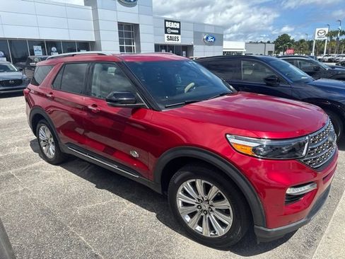 Used 2022 Ford Explorer King Ranch w/ Class IV Trailer Tow Package AWD/4WD image 4
