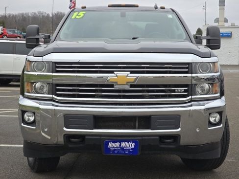 Used 2015 Chevrolet Silverado 3500 LTZ w/ LTZ Plus Package image 16